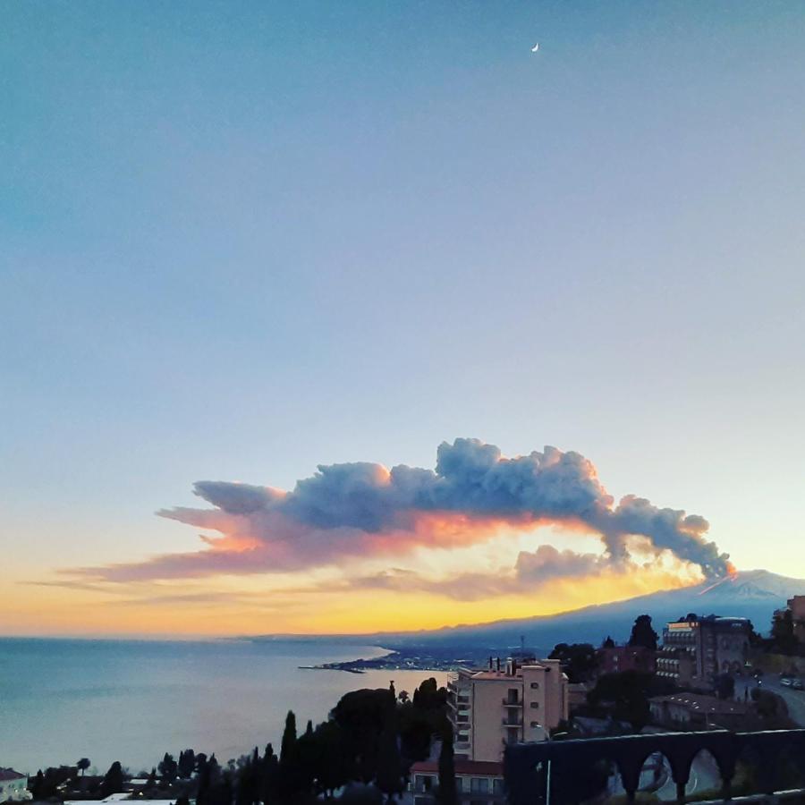 Taormina Private Apartment By Fragranza Di Sicilia Екстер'єр фото